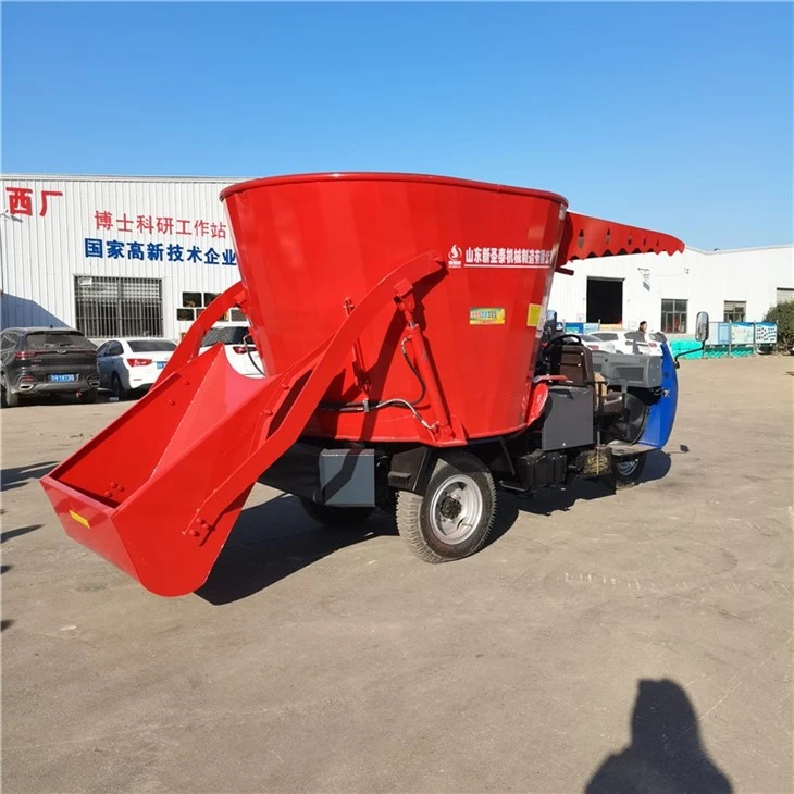Feed Spreader Machine
