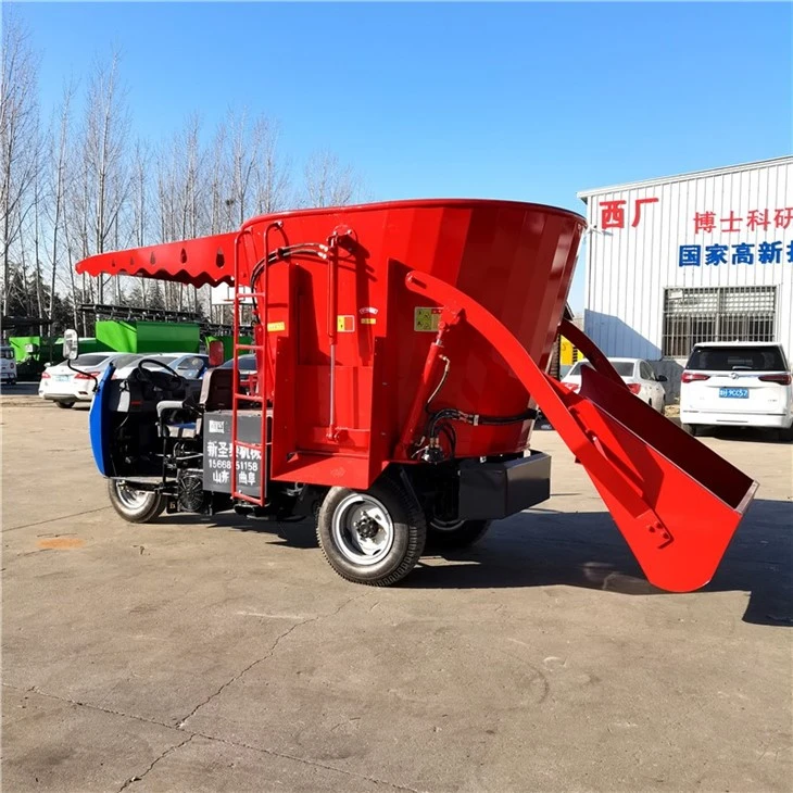 Feed Spreader Machine